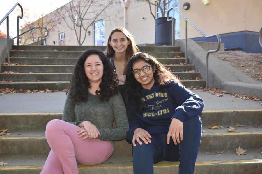 Seniors Rachanca Jonnalagadda, Myldred Hernandez-Gonzalez, and Pippa Webber each feel that the students in the IB program at Oakmont are a large family.