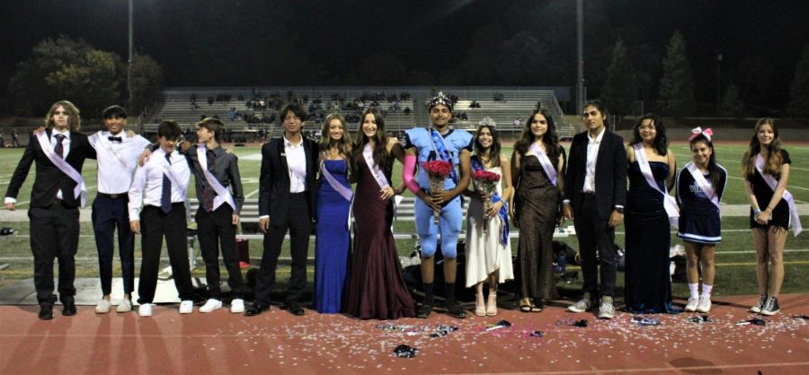 Homecoming Royalty from every grade pose for the camera.