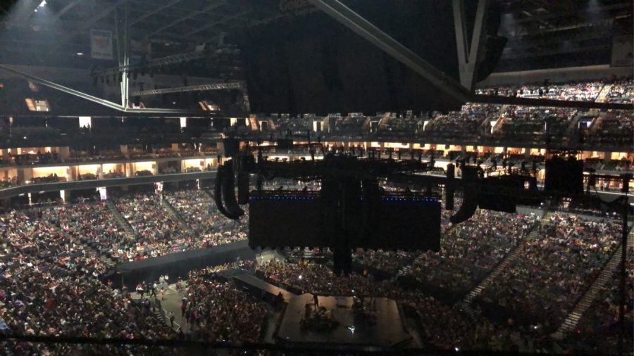 Golden1 Center full of screaming fans minutes before Styles joins the stage.