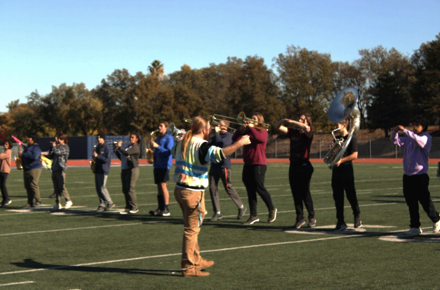 Elmore directing the Royal Blue Regiment at a routine practice.
