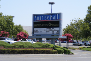 Sunrise Mall on Sunrise Boulevard, Citrus Heights. PC: Wikimedia Commons
