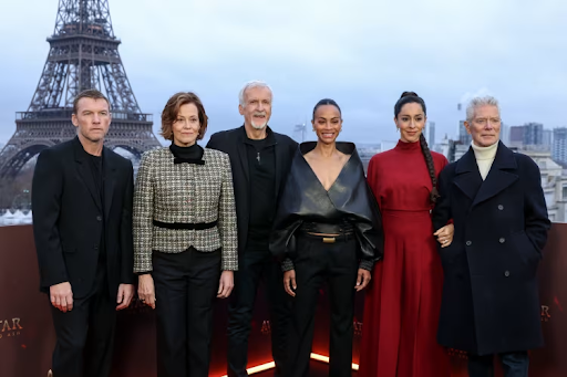 Sam Worthington, Sigorny Weaver, James Cameron, Zoe Saldaña, Oona Chaplin, Stephen Lang (left to right). PC: Pascal Le Segretain/Getty Images.
